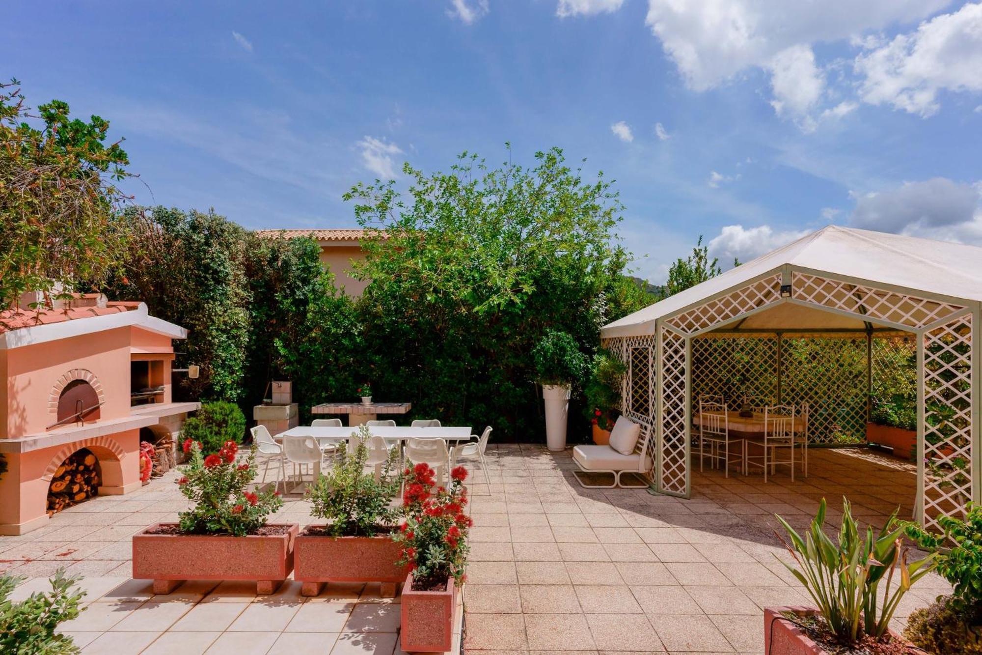 Villa Ferrara Capoterra Exterior foto